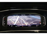 大型ディスプレイによるデジタルメータークラスター付車両です。パネル正面に車両情報やナビゲーションが映し出され目線を変えず目的地まで安心したドライビングが出来ます。