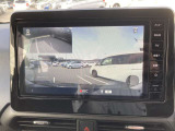 前後ドライブレコーダーの映像は、カーナビの画面に表示することも可能です。