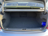 【トランク】積み込みやすくて、たっぷり積める荷室です。シートアレンジできるものは、乗車人数と荷物の量や大きさによってシートを動かすことができるので、より快適なドライブが可能です!