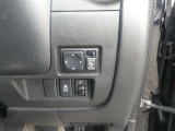 電動格納ミラーです。