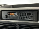 【ラジオデッキ】AM/FM対応!ラジオを聴きながら、運転中もリラックス♪