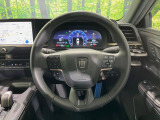 【純正革巻きステアリング】上質な革を使用することで、手にしっかり馴染みとても運転しやすいハンドルです♪