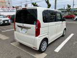 踏み間違い防止装置付いてます!