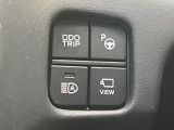 【駐車支援システム】駐車スペースを検知し、スムーズな駐車をアシスト。狭いスペースへの駐車など、駐車に自信の無い方におすすめの機能です♪