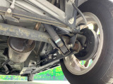 お車を安心してお乗りいただく為には、足回りの定期点検が欠かせません。サービスサポート(有償保証)では無料点検もご提供しており、安心のカーライフをお過ごしいただけるサポート体制が整っています。