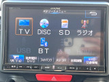 【ナビゲーション】目的地までしっかり案内してくれる使いやすいナビ。Bluetooth接続すればお持ちのスマホやMP3プレイヤーの音楽を再生可能!毎日の運転がさらに楽しくなります!!