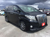 鶴田自動車は笑顔で働ける職場作りに常日頃から励んでいます。元気で笑顔あふれるスタッフが親切丁寧に対応できるお店作りを目指し車検、新車中古車販売、鈑金塗装、自動車保険、を行っております。