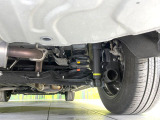 お車を安心してお乗りいただく為には、足回りの定期点検が欠かせません。サービスサポート(有償保証)では無料点検もご提供しており、安心のカーライフをお過ごしいただけるサポート体制が整っています。