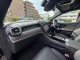 新車保証継承もしく認定中古車保証が付帯され、全国のディーラーで保証修理や点検・車検整備をお受け頂けます。