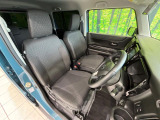 運転席シート廻りは使用感も少なく、良好な状態となっています。丁寧に使われていたことがよくわかりますね。