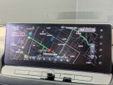 12.3インチワイドディスプレイを採用。情報を同時に表示できる3分割画面も可能