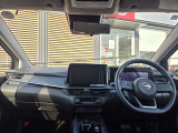 運転席周りの視界もよくハンドルも軽い取り回しなのですごく運転がしやすい車です。