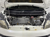 【エンジンルーム】エンジンの調子は良好です!ご納車前にはしっかりとオイル交換・その他油種類の点検補充をさせて頂きます。また、ガリバーでは修復歴のある車は販売いたしません。