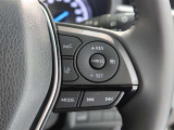 レーダークルーズコントロール(全車速追従機能付)付きです。車速に応じて追従支援してくれるので、ロングドライブも快適です。詳細は販売店スタッフまでおたずねください。