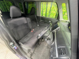 運転席まわりには十分なスペースがあり、大柄な方でもゆったり運転していただける環境です。