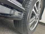 傷等が御座いますので、現車をご覧になって状態を確認をして下さい。修理をご希望の方は有償になりますが、弊社板金工場にて修理可能です!詳細はスタッフにご相談ください!