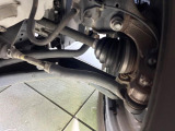 お車を安心してお乗りいただく為には、足回りの定期点検が欠かせません。サービスサポート(有償保証)では無料点検もご提供しており、安心のカーライフをお過ごしいただけるサポート体制が整っています。