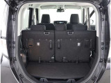 広々としたラゲージスペースを備えています。大きなものや長さのある荷物もしっかりと積み込めます。