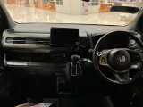 フロントガラスも広く視界が良くて運転しやすいです!!