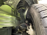 お車を安心してお乗りいただく為には、足回りの定期点検が欠かせません。サービスサポート(有償保証)では無料点検もご提供しており、安心のカーライフをお過ごしいただけるサポート体制が整っています。