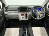 【インパネ】運転のしやすさを最優先に設計された見晴らしの良いフロントビュー。車両間隔が掴みやすく狭い道でも安心♪「安全」と「品質」を最優先に、安心してお乗りいただけるクルマを提供いたします。