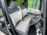 運転席シート廻りは使用感も少なく、良好な状態となっています。丁寧に使われていたことがよくわかりますね。
