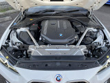 安心のBMW認定中古車は100項目の箇所を徹底的にチェック致します。機械的な箇所や電気系、コンピューターなどをご納車前に点検し、交換基準に達した部品は全て新品に修理返品した後にご納車致します。