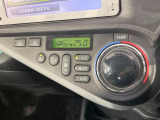 【オートエアコン】一度お好みの温度に設定すれば、車内の温度を検知し風量や温度を自動で調整。暑い&hellip;寒い&hellip;と何度もスイッチ操作をする必要はありません。快適な車内空間には必須の機能ですね♪