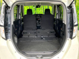 普段のお買い物や通勤、送迎等に十分な荷室スペースを確保しております。セカンドシートを倒すと、大きな荷物の積載も可能です♪