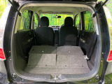 普段のお買い物や通勤、送迎等に十分な荷室スペースを確保しております。セカンドシートを倒すと、大きな荷物の積載も可能です♪