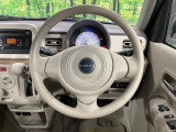 【純正革巻きステアリング】上質な革を使用することで、手にしっかり馴染みとても運転しやすいハンドルです♪