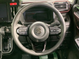 【純正革巻きステアリング】上質な革を使用することで、手にしっかり馴染みとても運転しやすいハンドルです♪