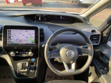 日産の上質なミニバンとして、もっとも相応しい走りとはなにか。五感に響くダイナミックさとラグジュアリー感でした。