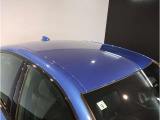 【ボディコーティングで新車時の輝きを】ご納車前にボディを磨き上げ下地処理を行った上で、コーティングを施工します。軽微な小傷も無くなりより新車時の輝きに近い状態でお届けできます。ぜひご用命下さい!