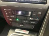 オートエアコンのお車ですので室内の温度をスムーズに調整してくれます♪