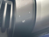 【メモリー機能付きパワーシート】運転手が代わってもボタン一つで設定ポジションに。常にご自身のドライブ設定が整います。