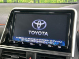 【大画面ナビ】人気の大型9インチナビを装備。存在感のある大画面はインパクト大!ナビ利用時のマップ表示は見やすく、テレビやDVDは臨場感がアップ!いつものドライブがグッと楽しくなります♪