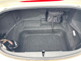 普段のお買い物や通勤、送迎等に十分な荷室スペースを確保しております。