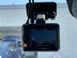 【ドライブレコーダー】映像・音声などの運転中の記録を残します。事故などを起こした起こされた時の証拠になりえますので、もしも時でも安心ですね。