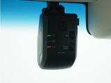◆ドライブレコーダー◆映像・音声などを記録する自動車用の装置です。 もしもの事故の際の記録はもちろん、旅行の際の思い出としてドライブの映像を楽しむことができます。