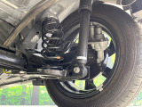 お車を安心してお乗りいただく為には、足回りの定期点検が欠かせません。サービスサポート(有償保証)では無料点検もご提供しており、安心のカーライフをお過ごしいただけるサポート体制が整っています。