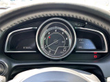 【スピードメーター】メーターがシンプルで見やすく運転しやすいですね!