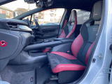 助手席もNISMO専用レカロシートが装備されております。