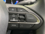 【レーダークルーズコントロール】高速道路での長距離走行が楽に!!自動で速度を保つクルーズコントロールが、衝突軽減システムと連携し、前方の車両を感知して車間を保つように速度調節してくれます!!