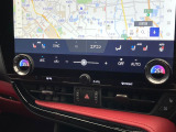 【シートベンチレーション】夏場は涼しい風でお尻や背中の熱やムレを防ぎ、冬はエアコンよりも早く温まってポカポカに!季節を問わず快適に過ごせます。