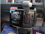 【車屋】として、長く車業界に従事した経験豊富なスタッフが在籍しております。