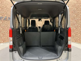 ■充実のアフターサービス■ 車の販売はもちろん、自社整備工場・自社鈑金工場・オイル交換&点検専門店舗を完備しておりますので納車後もお客様のカーライフをトータルでサポートいたします。