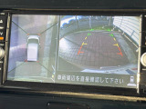 【アラウンドビューモニター】専用のカメラにより、上から見下ろしたような視点で360度クルマの周囲を確認することができます☆死角部分も確認しやすく、狭い場所での切り返しや駐車もスムーズに行えます。