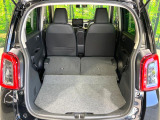 普段のお買い物や通勤、送迎等に十分な荷室スペースを確保しております。セカンドシートを倒すと、大きな荷物の積載も可能です♪