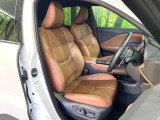運転席シート廻りは使用感も少なく、良好な状態となっています。丁寧に使われていたことがよくわかりますね。